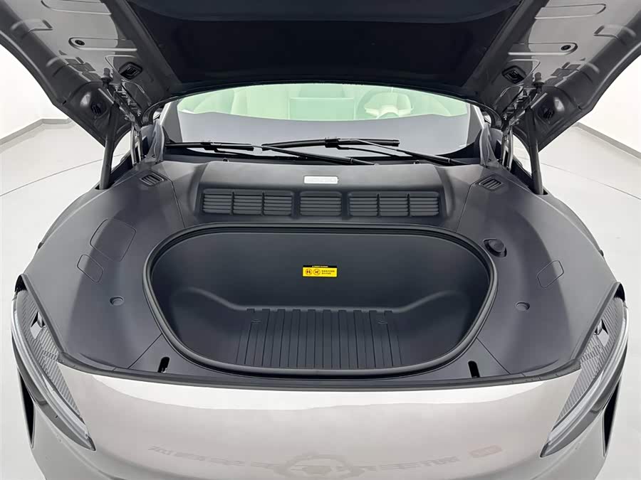 MI YU7 2025 immagine di auto #28