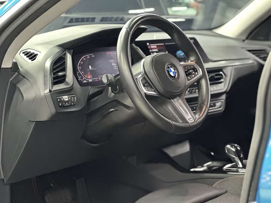 BMW 2 Series (Imported) 2022 immagine di auto #28