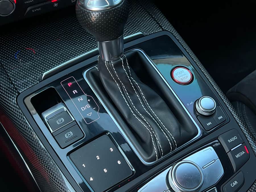 Audi S7 2013 car image #28