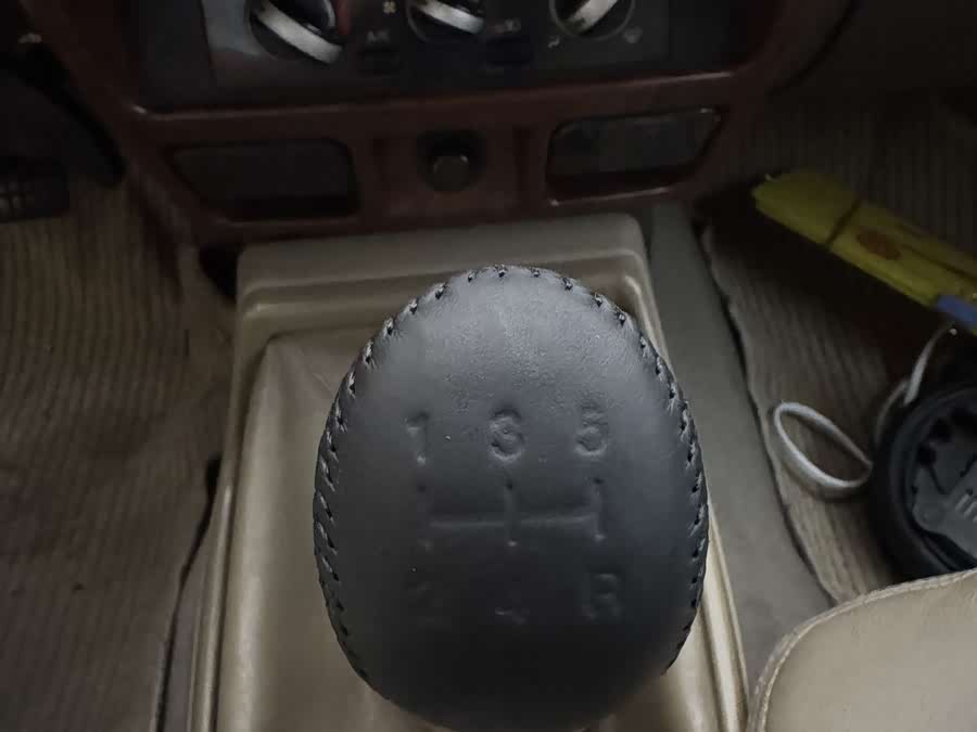 Nissan D22 2012 car image #28