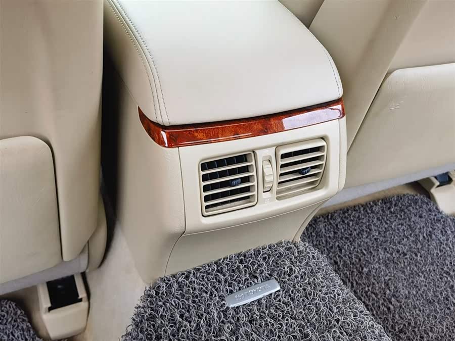 丰田 皇冠 2007 汽车图片 #28