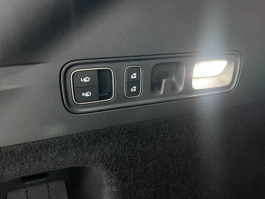 理想汽车 理想i6 2025 汽车图片 #28