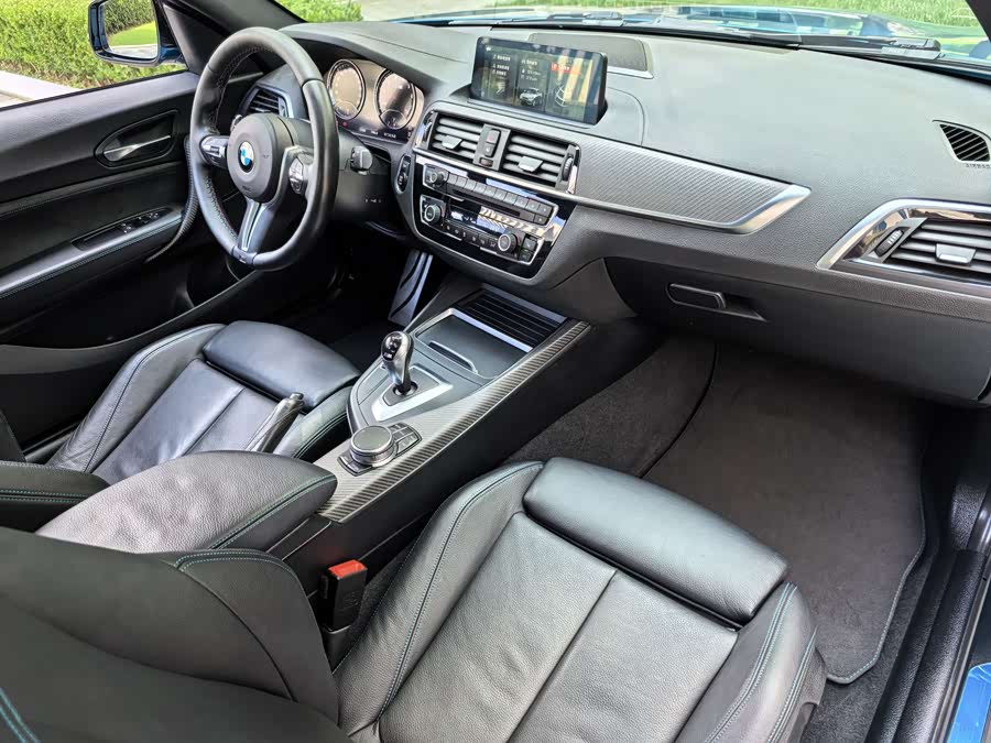 BMW M2 2018 car image #28