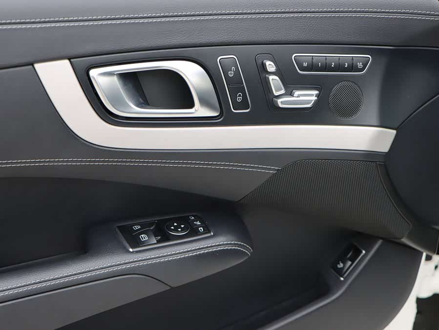 Mercedes-Benz SL Class 2019 immagine di auto #28