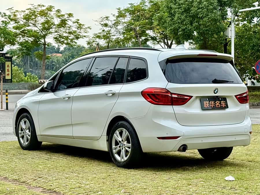 BMW 2 Series Gran Tourer 2016 immagine di auto #28