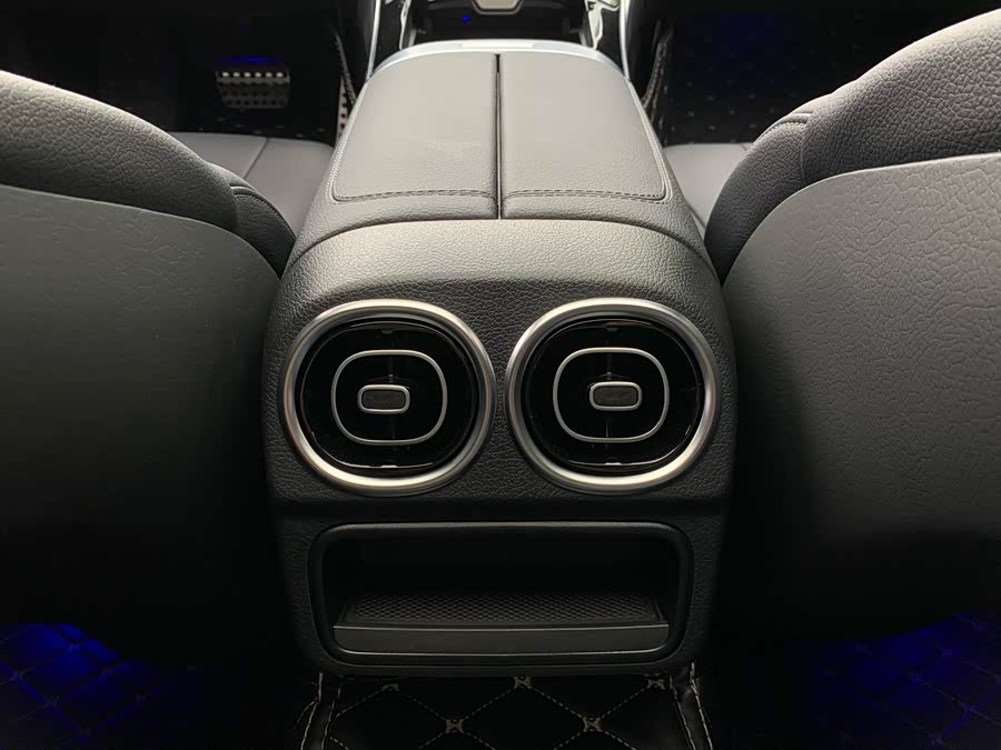 Mercedes-Benz CLE Class 2025 #28 Mercedes-Benz CLE Class 2025 car image #28