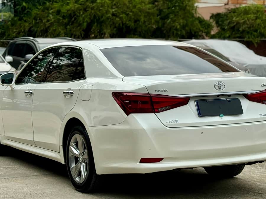 丰田 皇冠 2017 汽车图片 #28