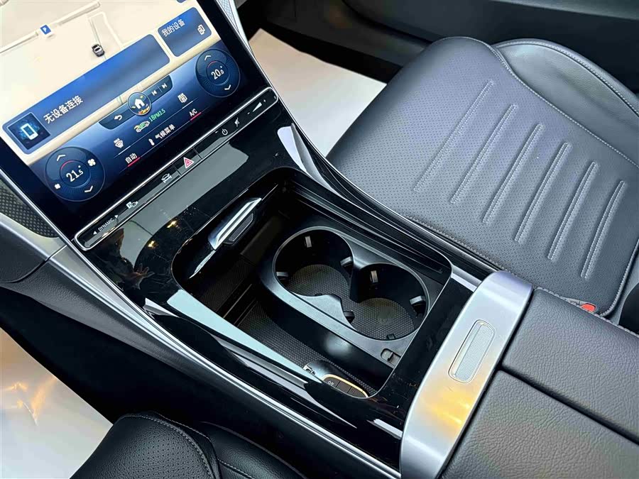 Mercedes-Benz C Class 2022 car image #28