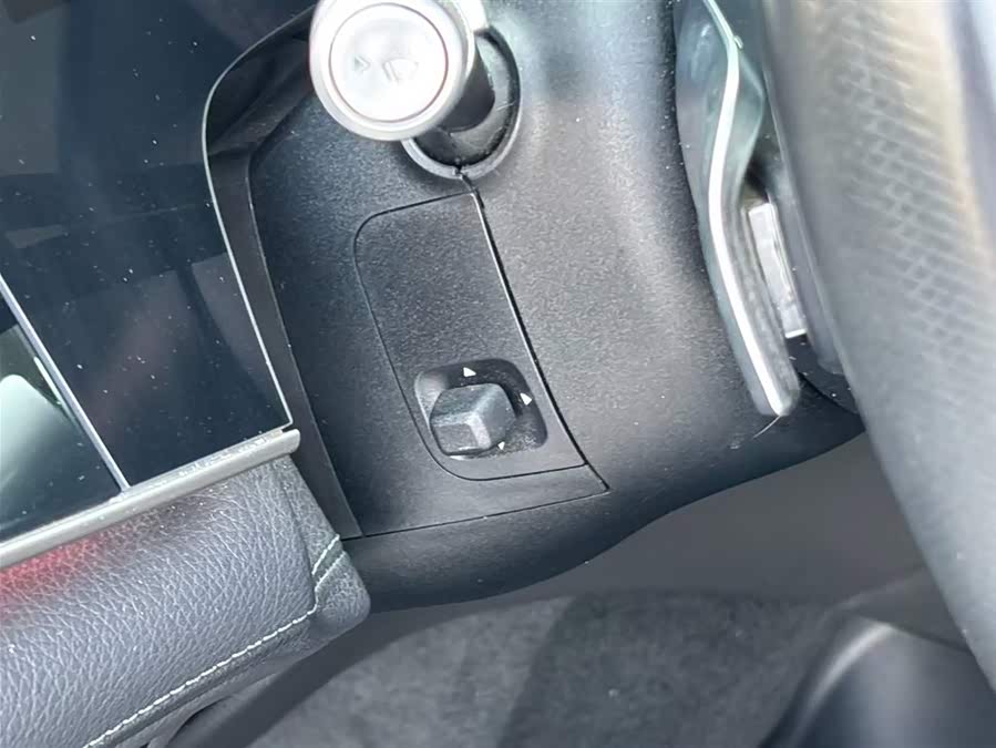 Mercedes-Benz EQS SUV 2023 car image #28