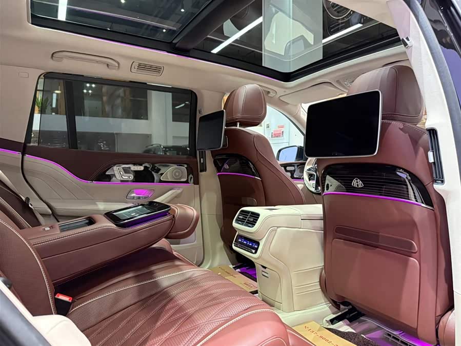 Mercedes-Benz Maybach GLS 2024 car image #28