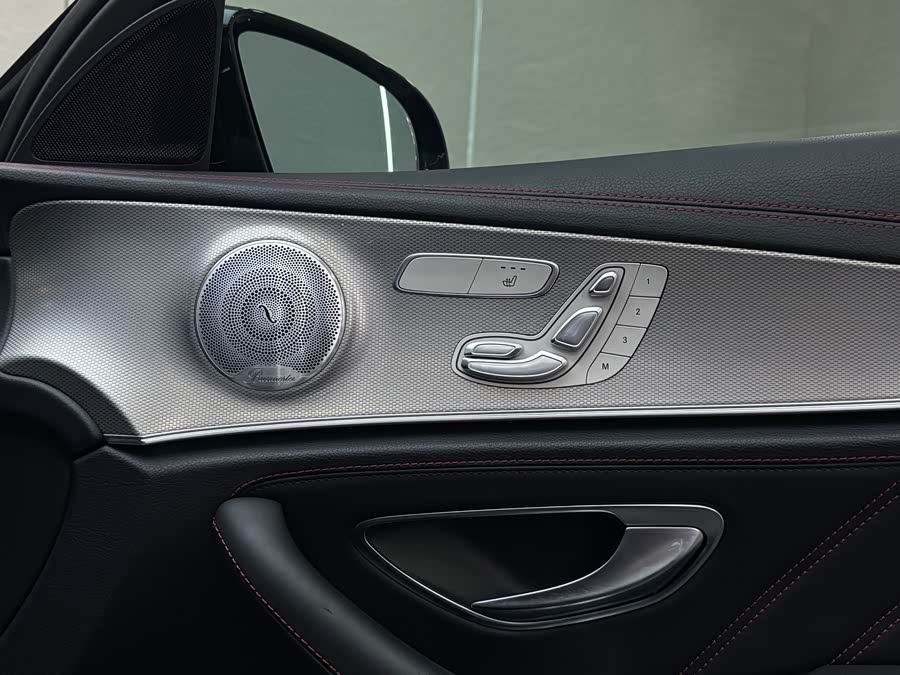 Mercedes-Benz E AMG 2019 immagine di auto #28