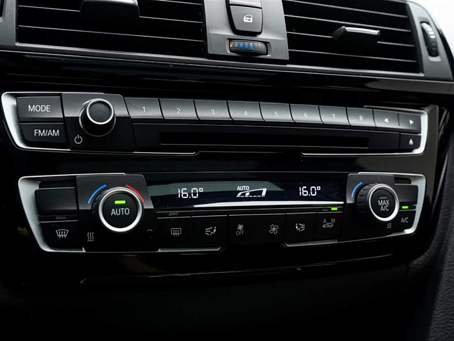 BMW 3 Series GT 2019 car image #28