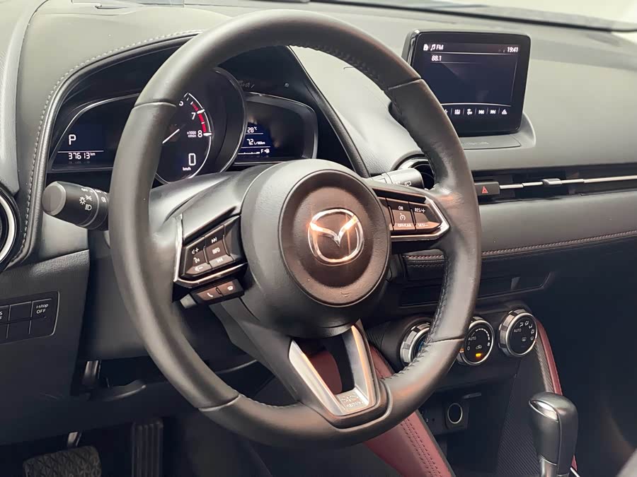 Mazda CX-3 2017 immagine di auto #28