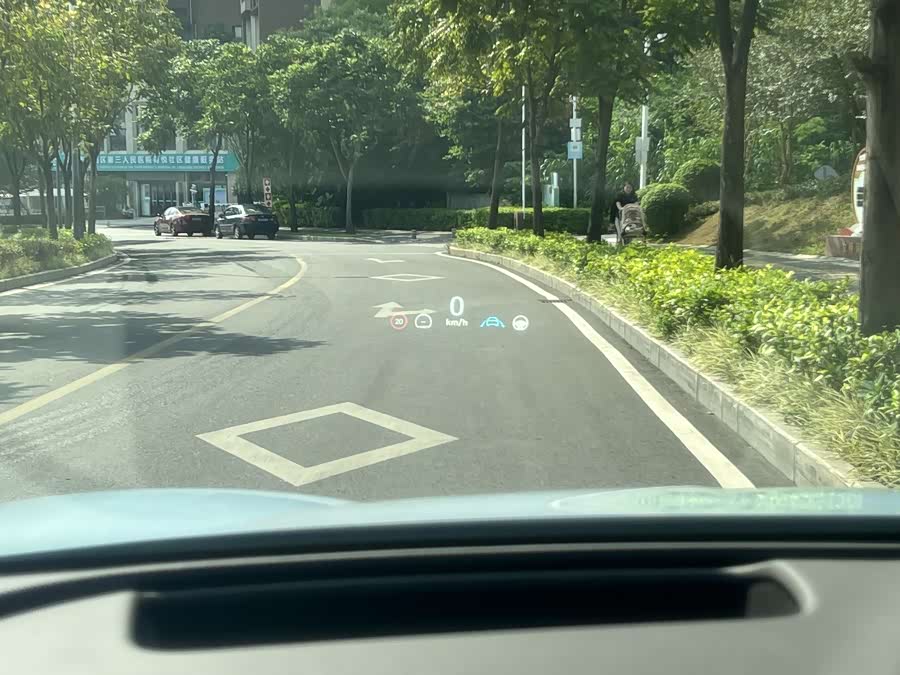 Denza N7 2024 #28 Denza N7 2024 car image #28