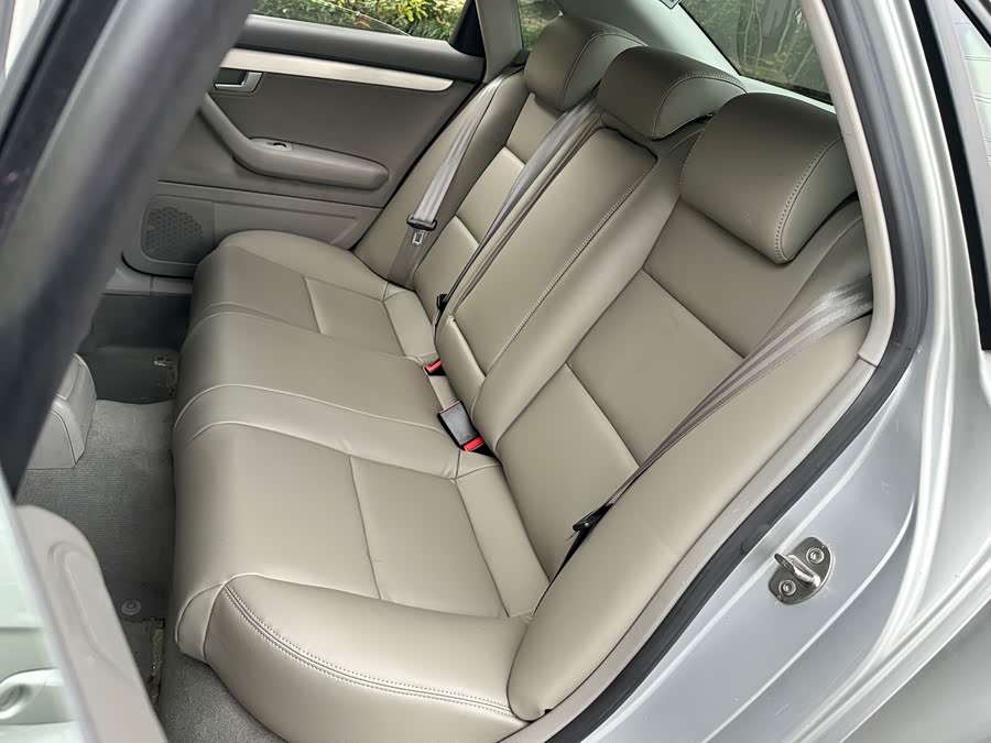 Audi A4 2007 car image #28