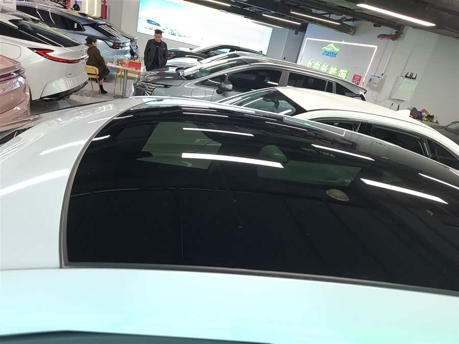 Volkswagen ID.UNYX 06 2024 image de voiture #28