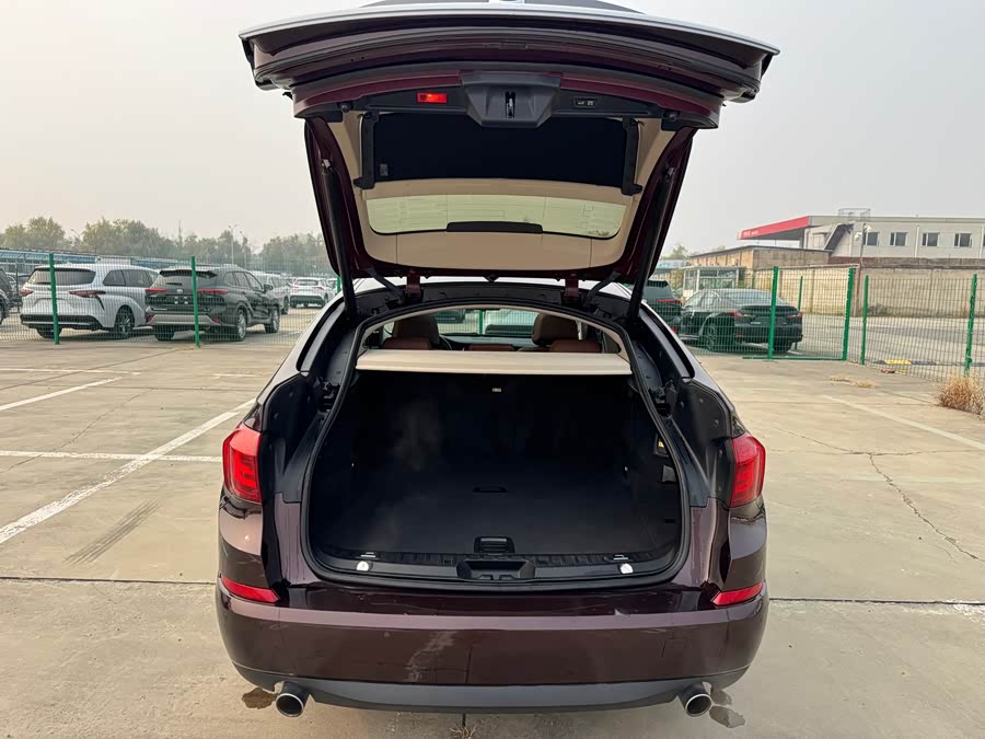 BMW 5 Series GT 2016 #28 BMW 5 Series GT 2016 immagine di auto #28