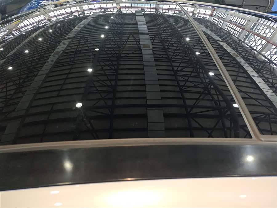 起亚 起亚K5新能源 2019 汽车图片 #28