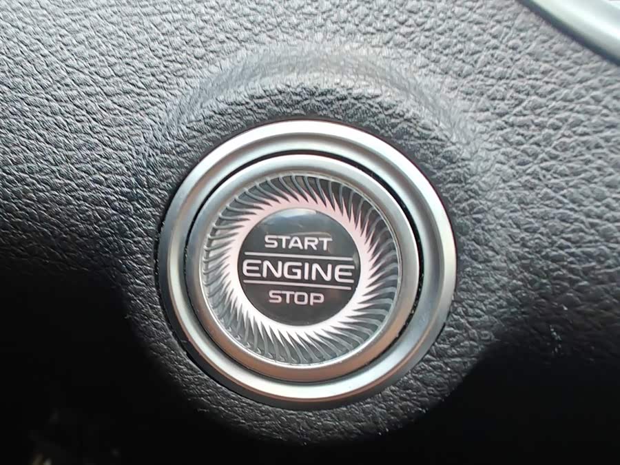 2022 car image #28