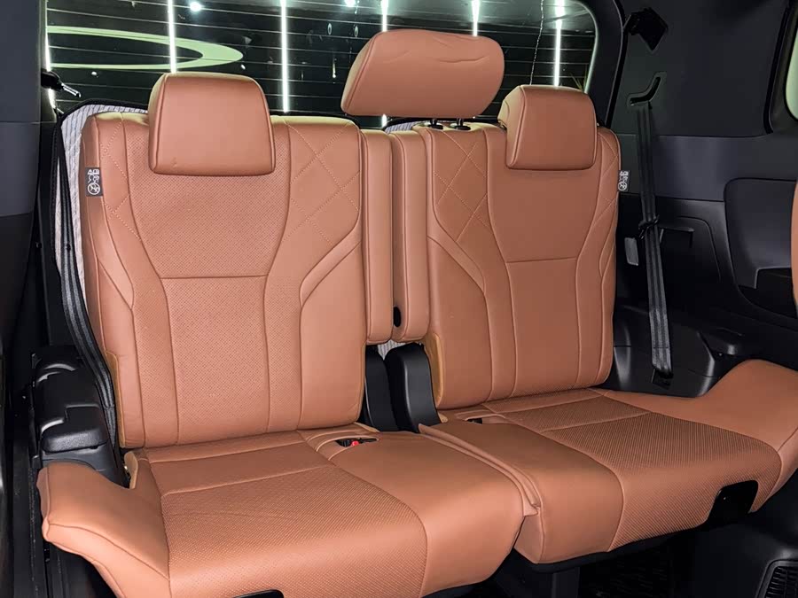 丰田 威尔法 2023 汽车图片 #28