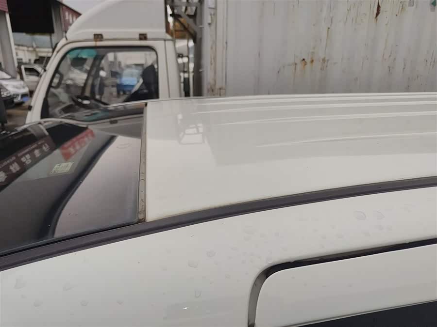 BYD M6 2014 car image #28