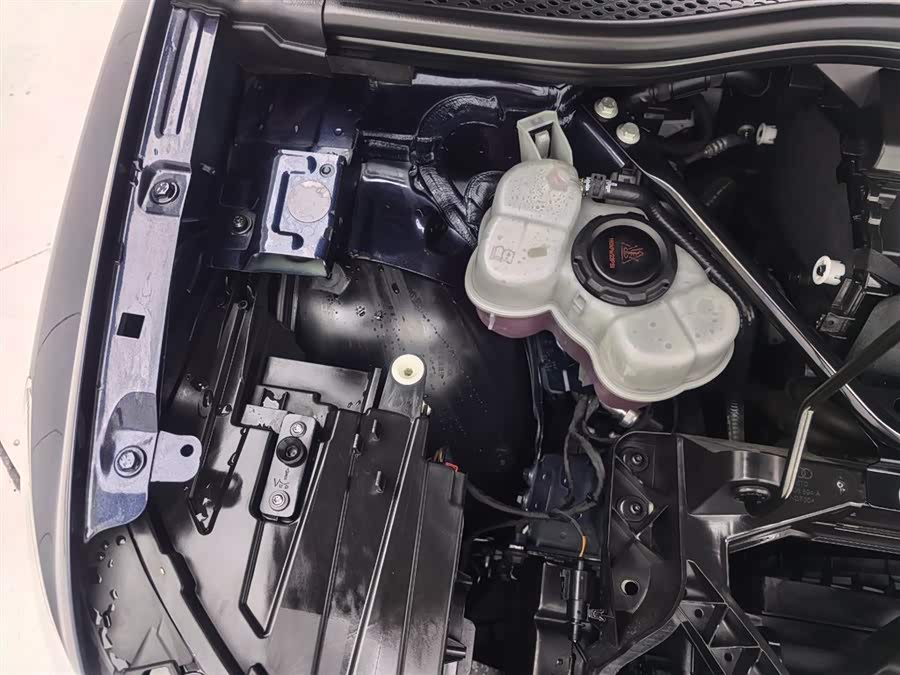 Audi Q4 e-tron 2024 immagine di auto #28