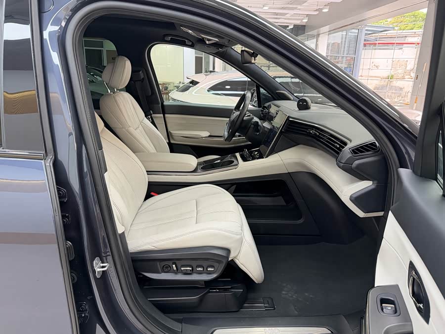 蔚来 蔚来ES8 2021 汽车图片 #28