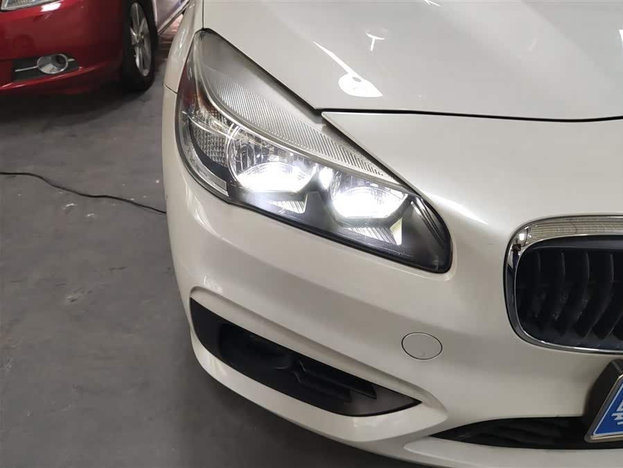 BMW 2 Series Gran Tourer 2015 car image #28