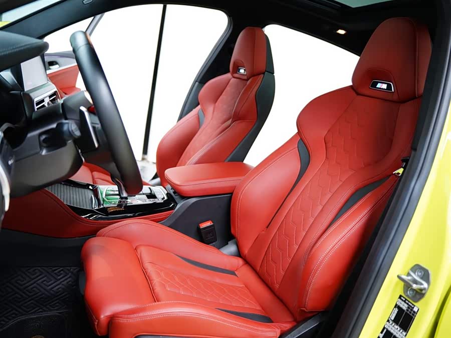 BMW X4 M 2022 immagine di auto #28