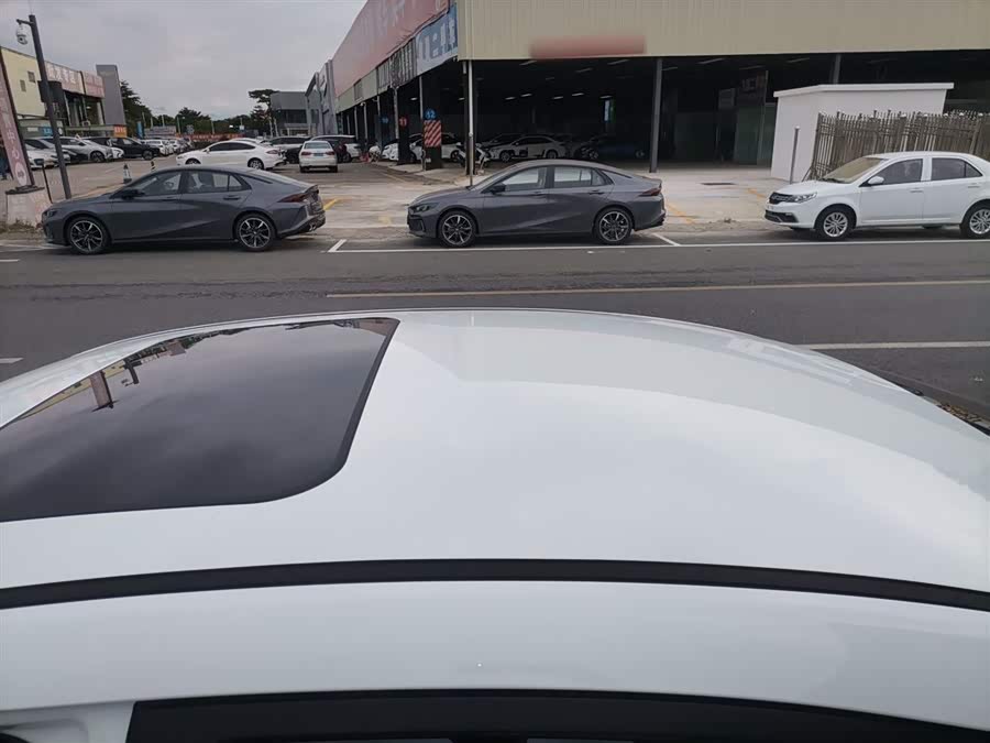 GEELY Emgrand L HiP 2023 #28 GEELY Emgrand L HiP 2023 car image #28