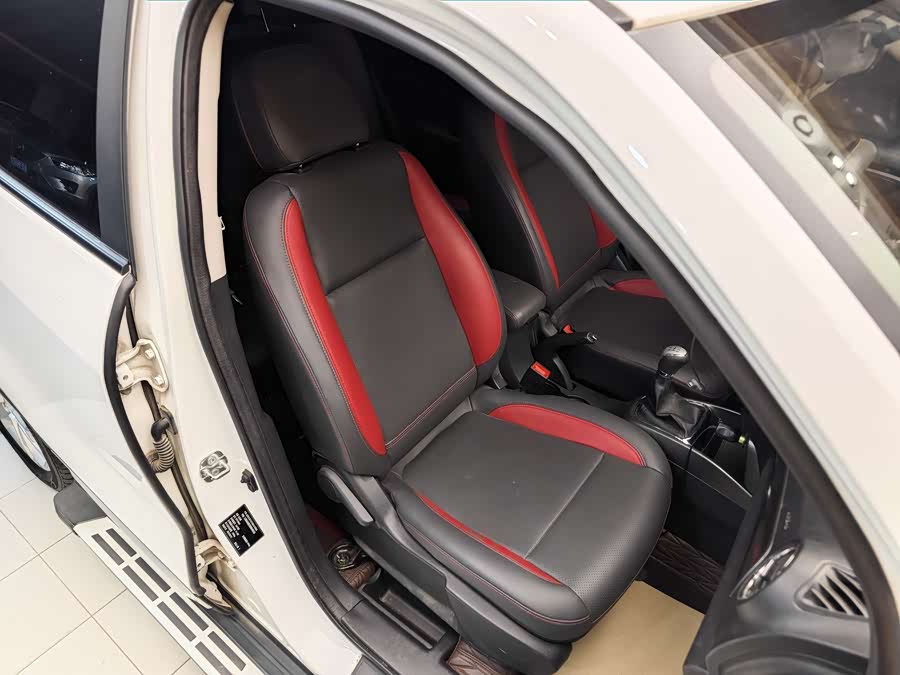 Changan CS15 2017 #28 Changan CS15 2017 car image #28