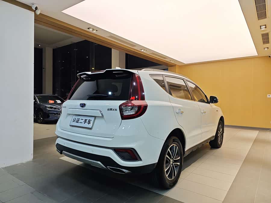 GEELY Vision X6 2019 imagen de coche #28