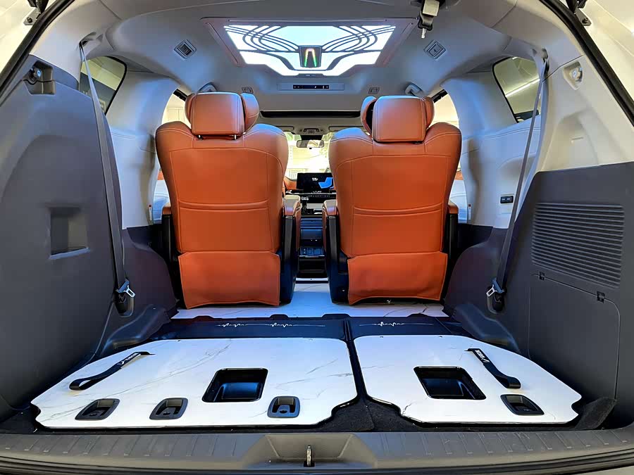 Toyota Granvia 2024 #28 Toyota Granvia 2024 immagine di auto #28