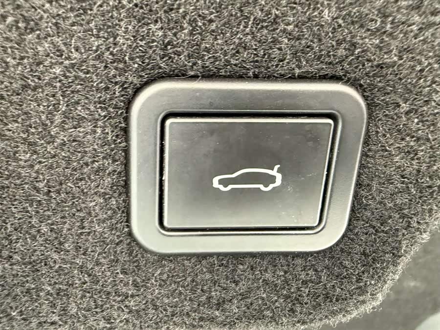 Avatr 12 2023 car image #28
