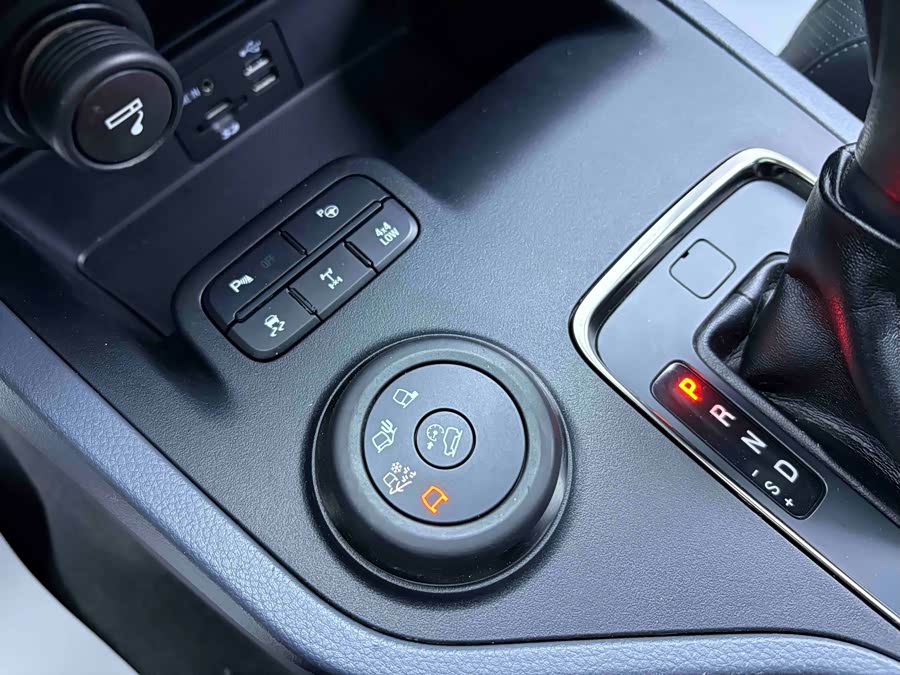 Ford Everest 2017 car image #28