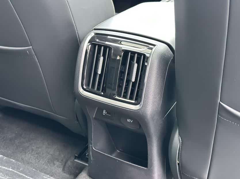 2022 #28 2022 car image #28