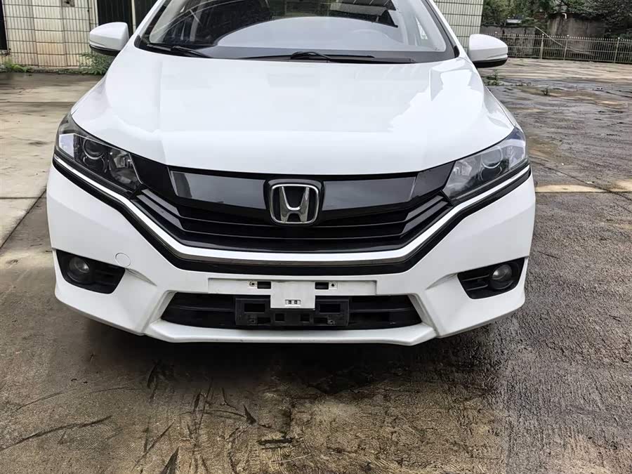 Honda Greiz 2016 #28 Honda Greiz 2016 car image #28