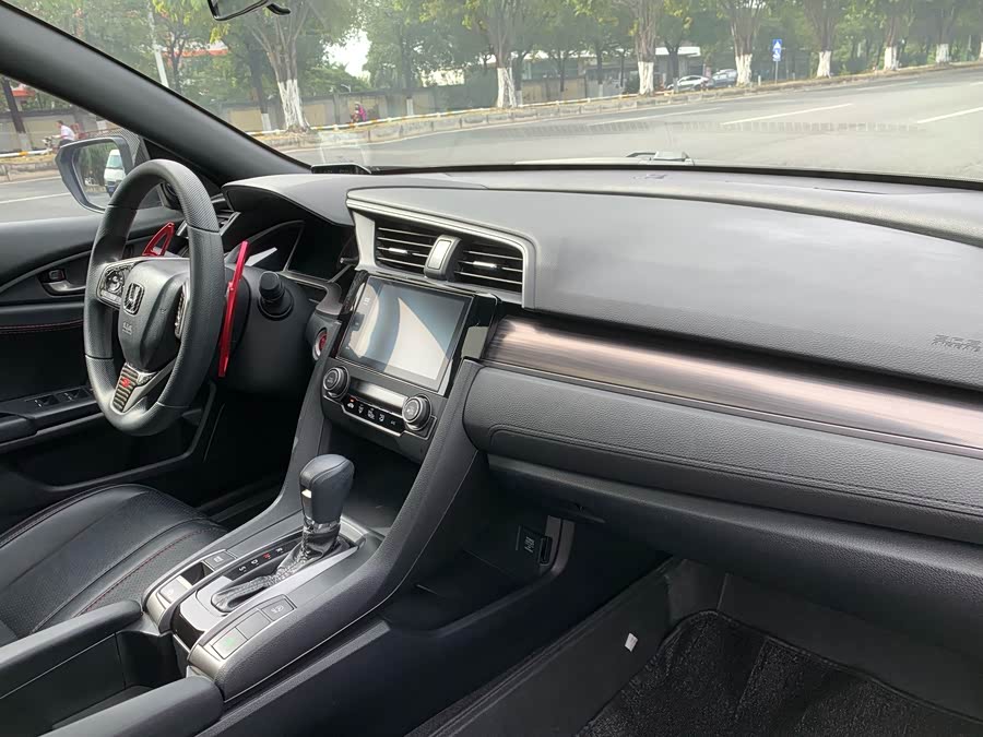 Honda Civic 2020 car image #28