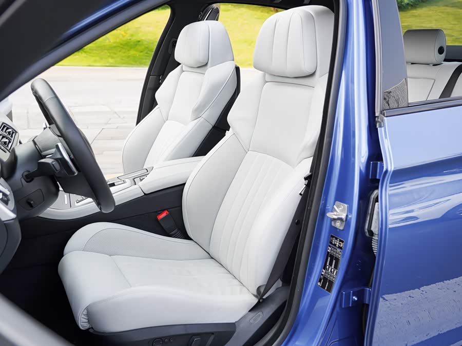 BMW M5 2012 #28 BMW M5 2012 car image #28