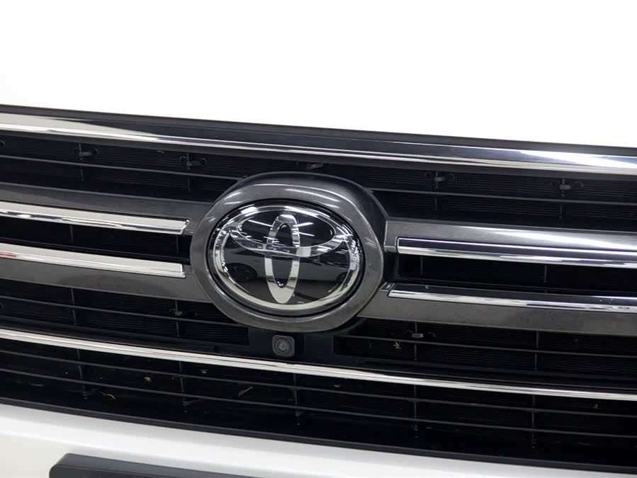 Toyota 2020 car image #28