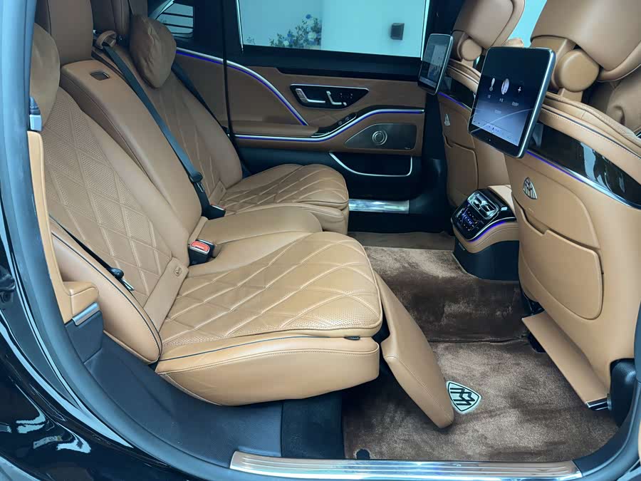 Mercedes-Benz Maybach S Class 2021 car image #28