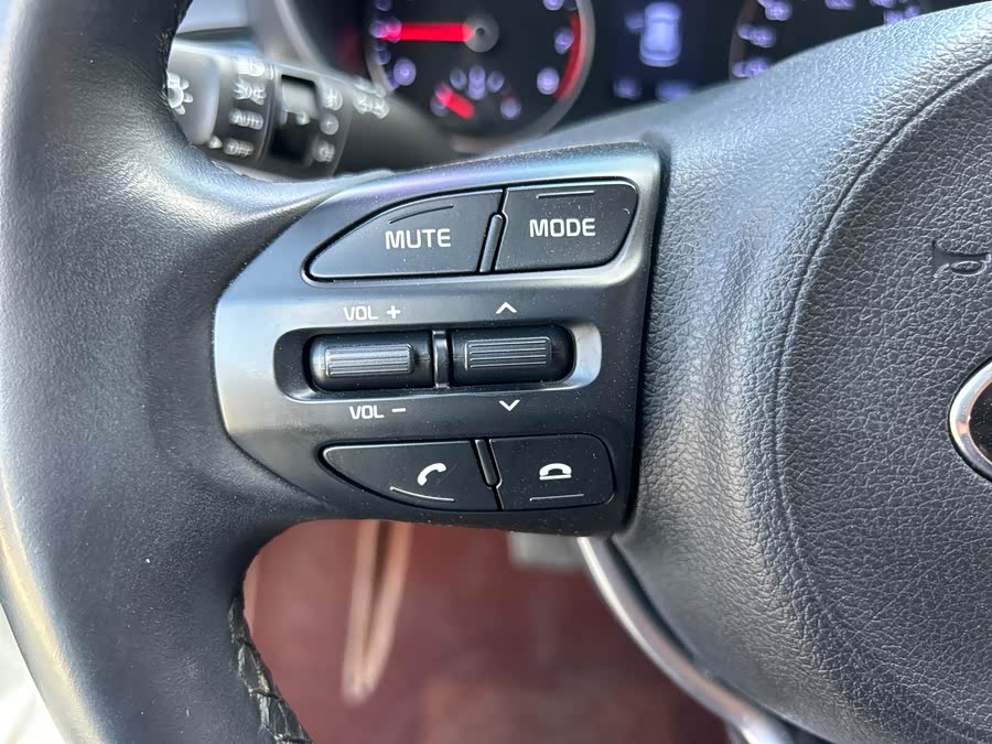 Kia Rio Cross 2018 صورة سيارة #28