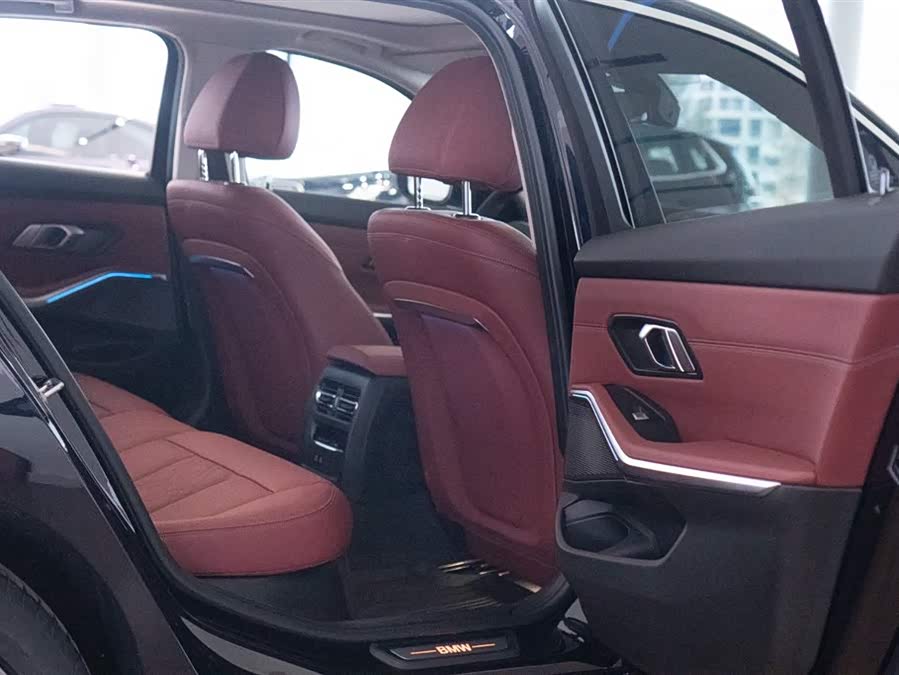 BMW i3 2024 car image #28