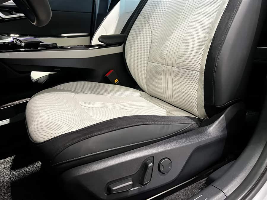 Kia EV6 2023 изображение автомобиля #28