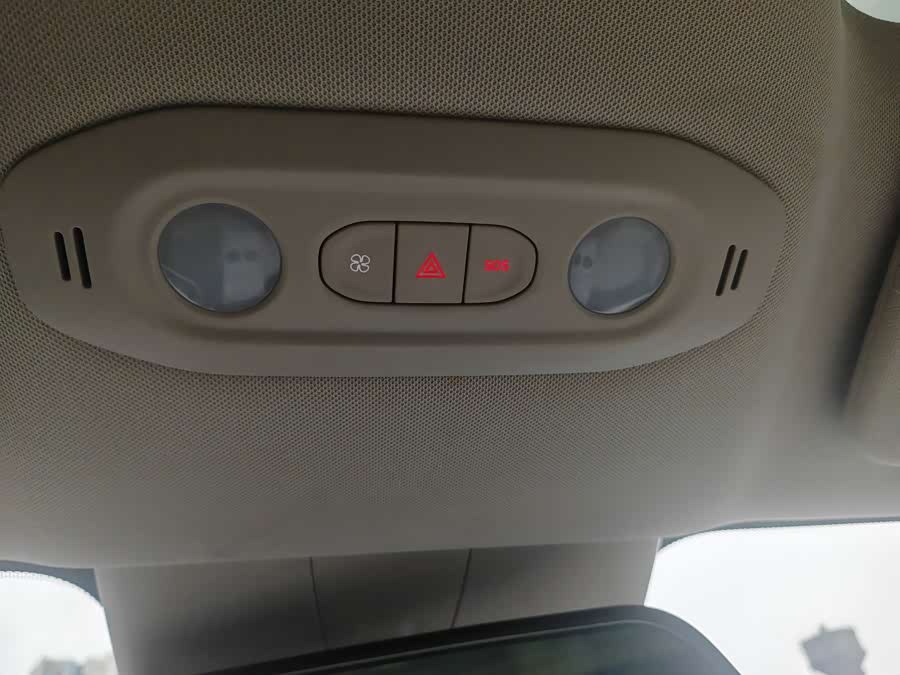 Forthing S7 2024 صورة سيارة #28