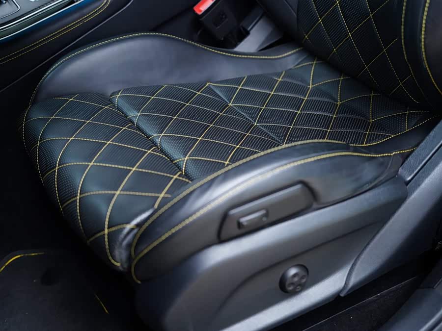 Mercedes-Benz GLC Coupe AMG 2019 #28 Mercedes-Benz GLC Coupe AMG 2019 car image #28