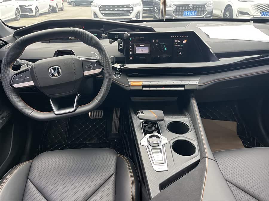 长安 长安UNI-V 2022 汽车图片 #28