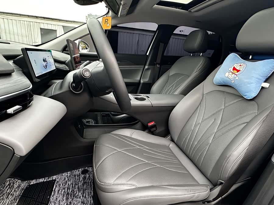 GEELY 2025 #28 GEELY 2025 car image #28