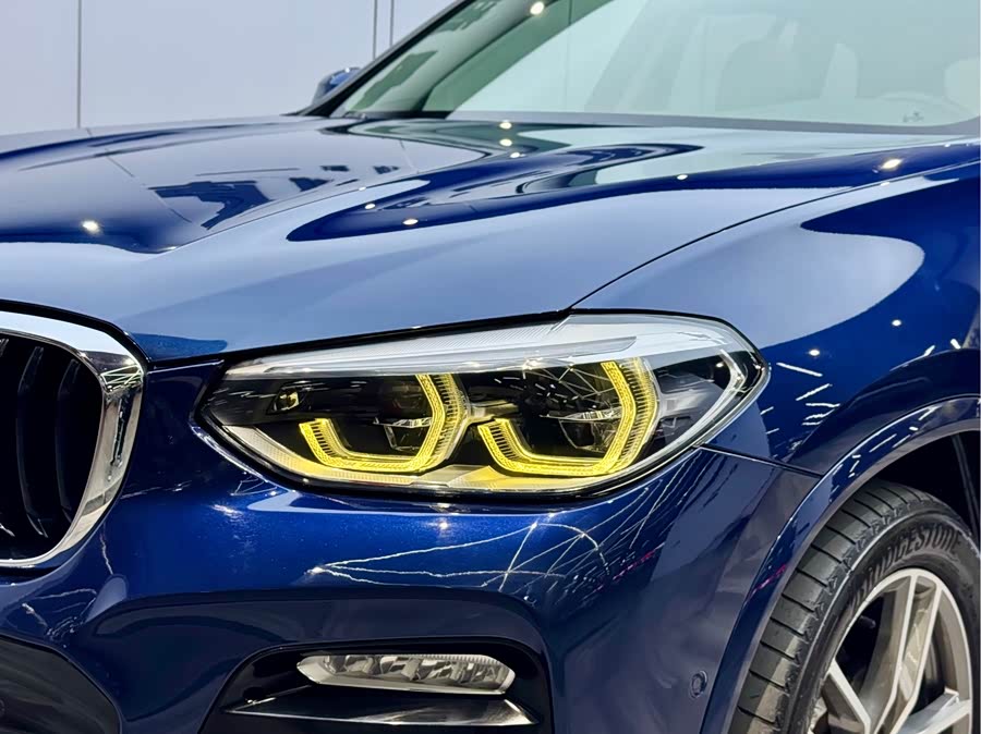 BMW X3 2018 car image #28