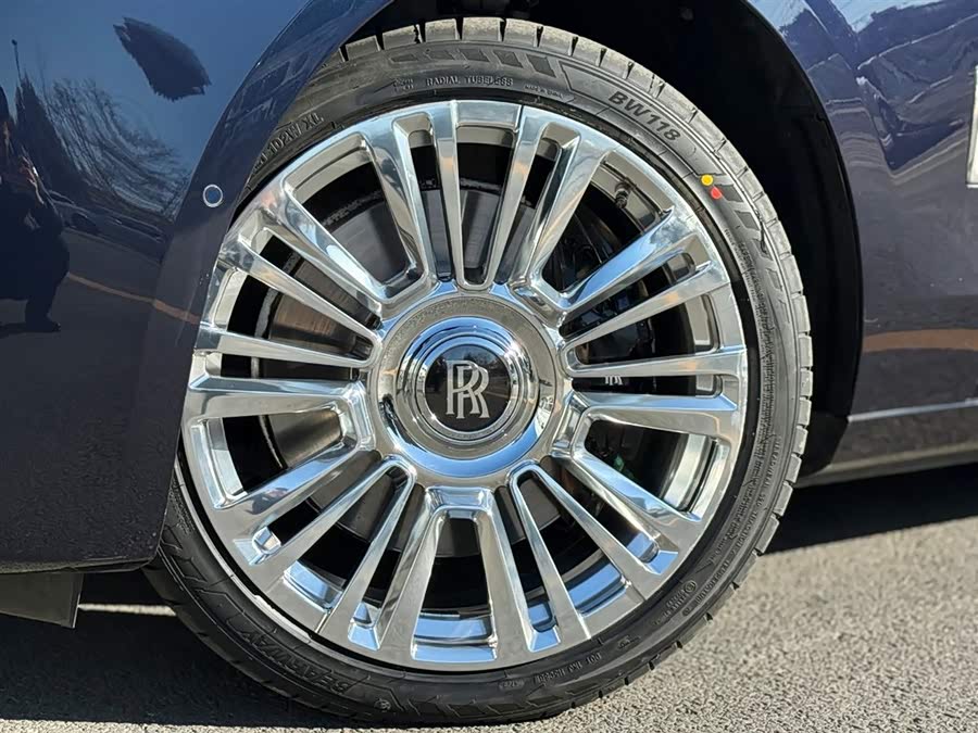 劳斯莱斯 古思特 2021 #28 劳斯莱斯 古思特 2021 汽车图片 #28